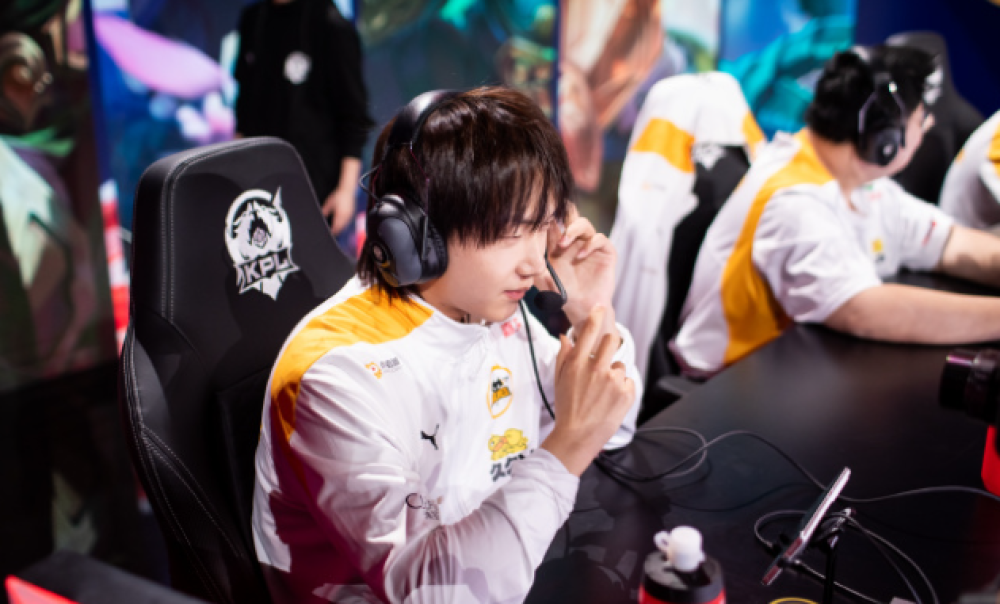 九游体育-关于中原朱雀队鏖战嵩山战狼队，网球总决赛火力全开，转换速度占优。新人首发惊艳的信息